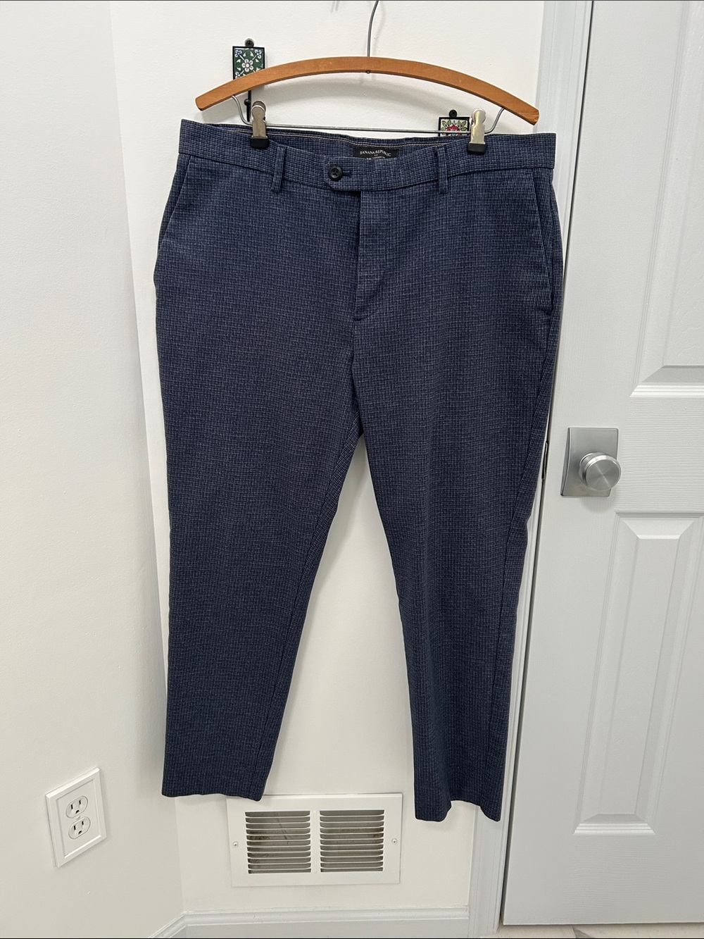 Banana Republic Men's Navy Textured Dress Pants